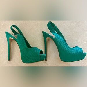 Steve Madden Aidn Green Suede Snakeskin Peep-Toe Slingback Stilettos